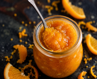 Pomarančna marmelada recept – domača marmelada v kozarcu.